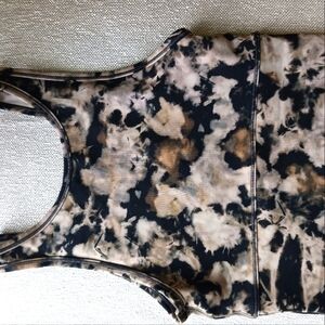 Lululemon Sports top.Lululemon Power Pivot Tank Everlux